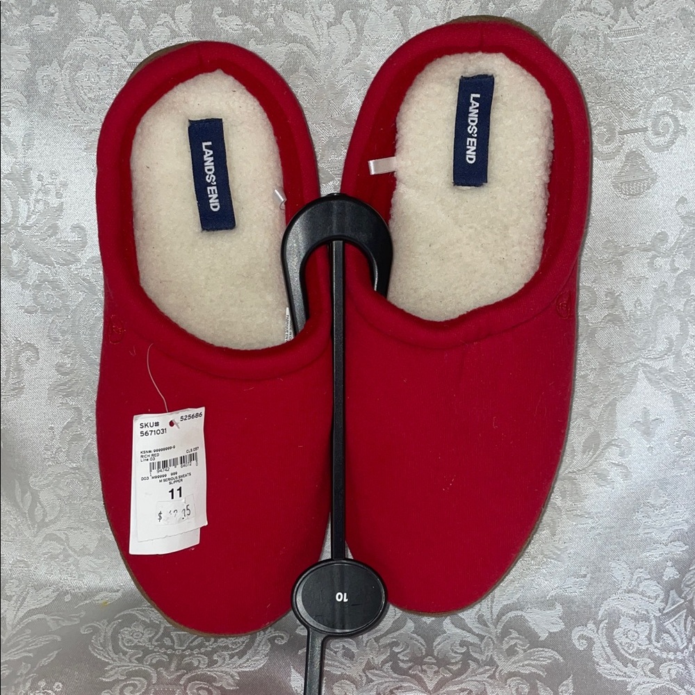 NWT Lands' End Vibrant Red Slippers.  Men’s size 11 - Picture 2 of 3